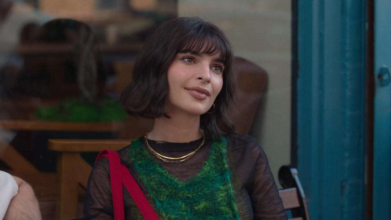 Too Much (2025) Season 1 [Hindi + Tamil + Telugu + English] WebRip 480p 720p ESub - Complete Screenshot