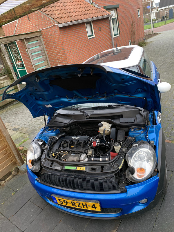 B4D40FAC-B8B7-4F10-AF8E-45B8897464DE