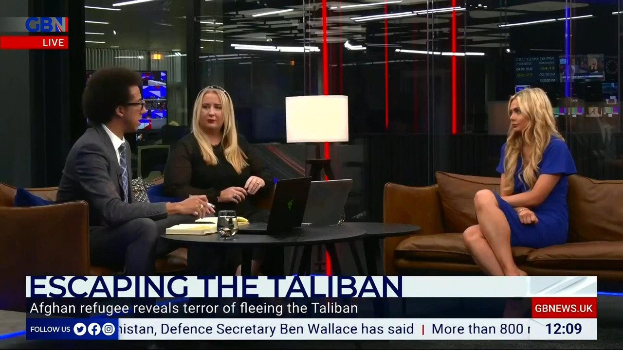 08.24 - 12.00.00 - DePiero & Halligan. What makes Britain tick - the ....mp4_snapshot_01.28_[2021.08