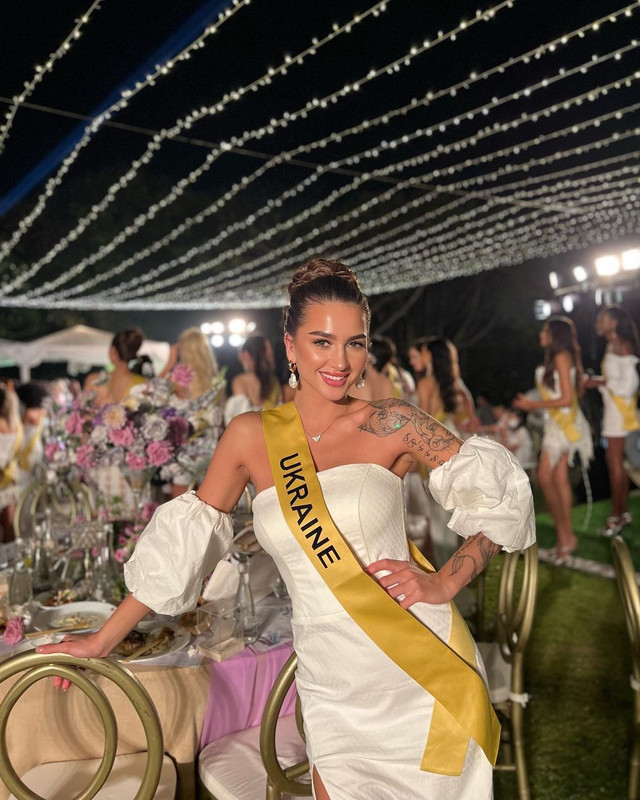 Potret Olga Vasyliv saat menjalani karantina Miss Grand International di Bali.