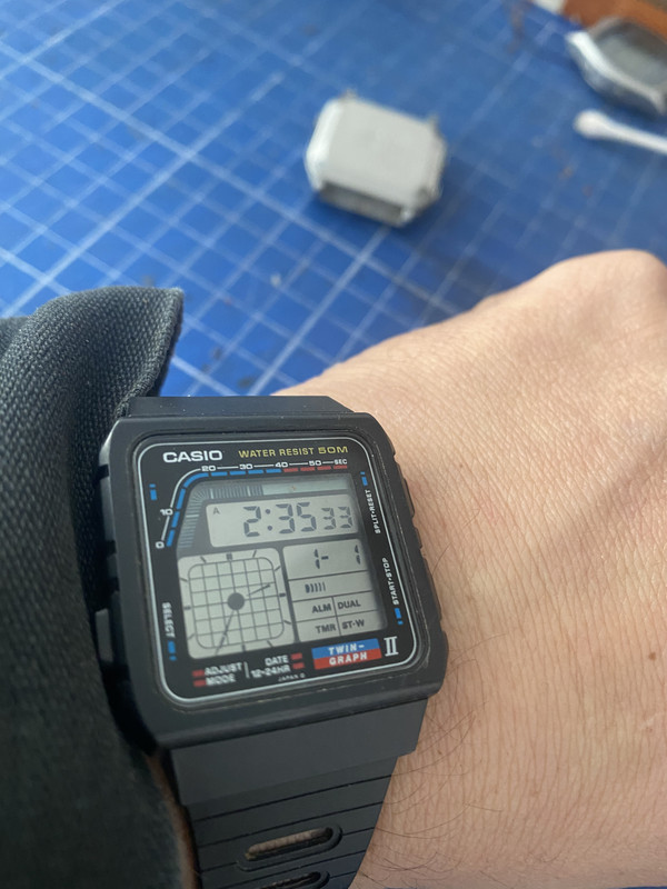 19911F5E-0617-425E-BD61-8F70C66A3F71