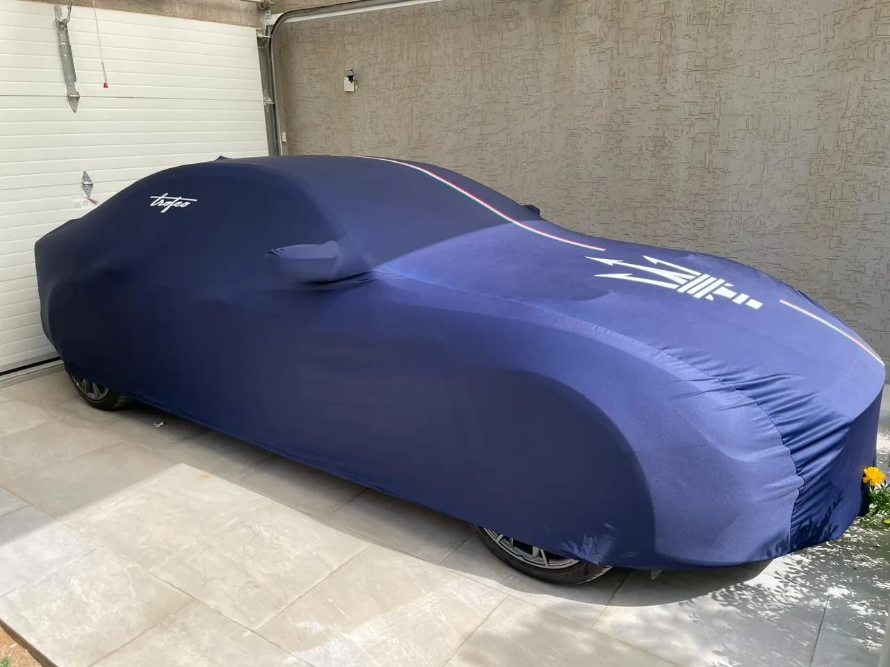 Maserati Ghibli Indoor Artistic Cover