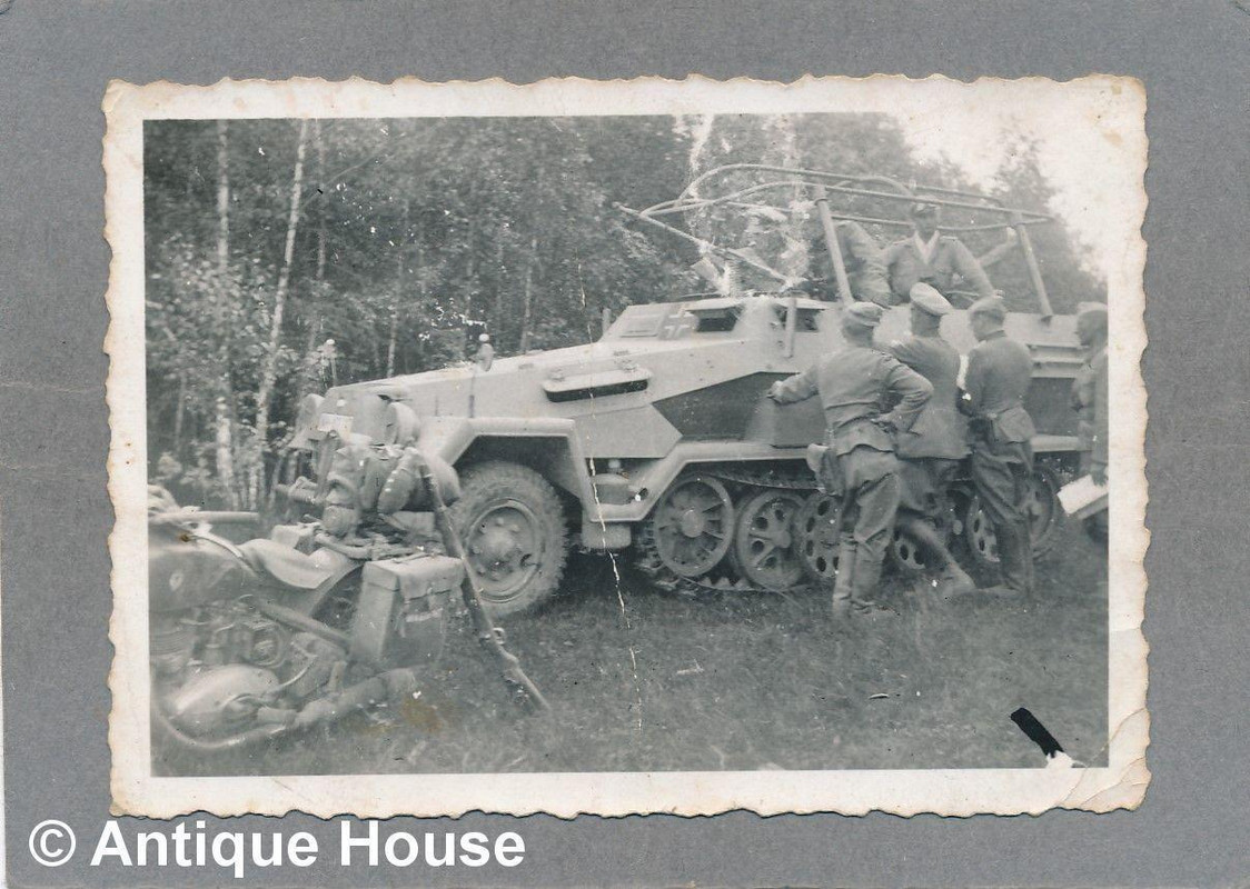 Foto WK II Wehrmacht Schützenpanzerwagen mit Rah