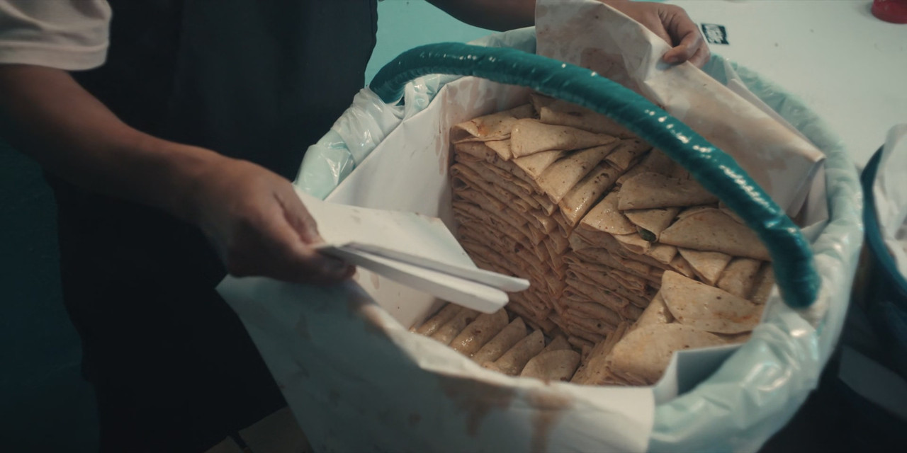 Taco Chronicles (2019) Season 1 S01 (1080p NF WEB-DL x265 HEVC 10bit AAC 5.1 Spanish MONOLITH) [QxR]