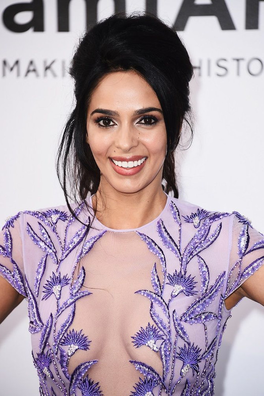 Mallika-Sherawat-001