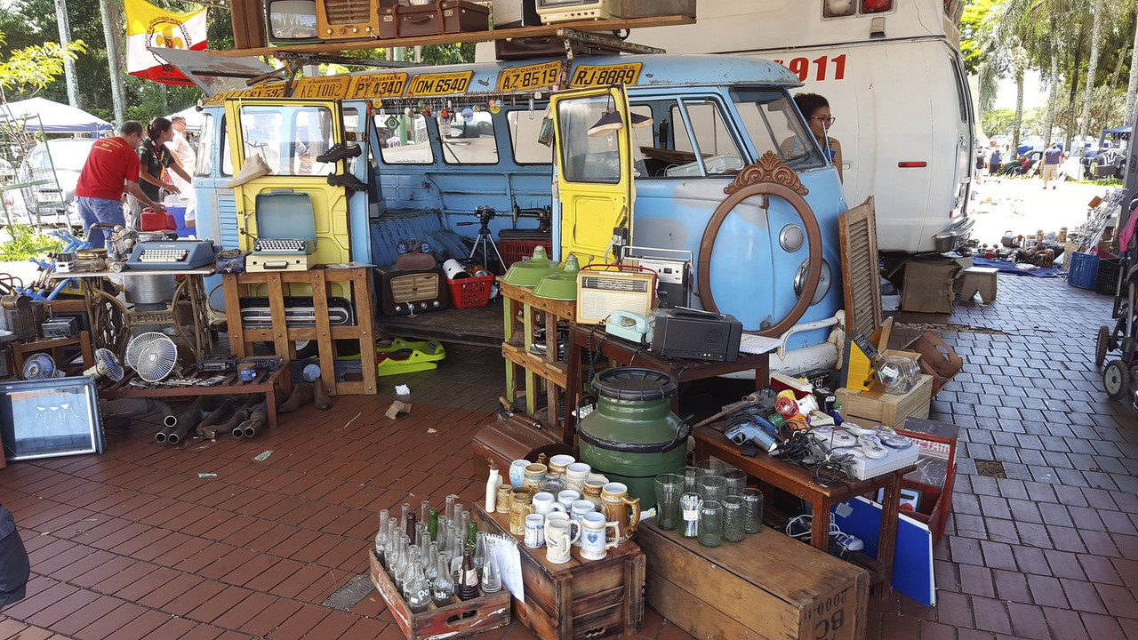 multi-vw-store.jpg