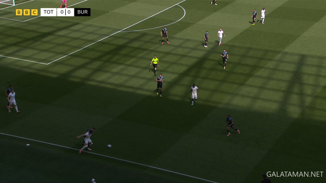 [Image: 05-11-23-00-28-BBC-Two-HD-MOTD-ts-snapsh...12-441.jpg]