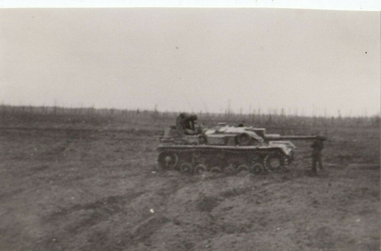 STURMGESCHÜTZ Brigade 226 Klar im Gefecht Ladoga Kampf Rußland 1