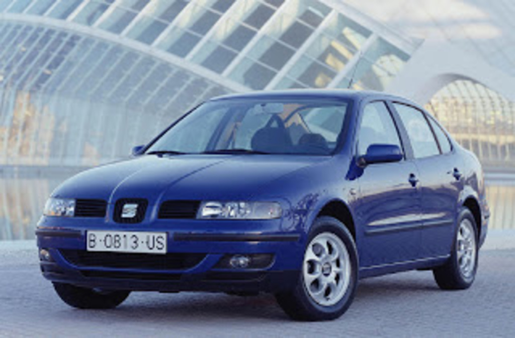 Seat_Toledo_1_f2d