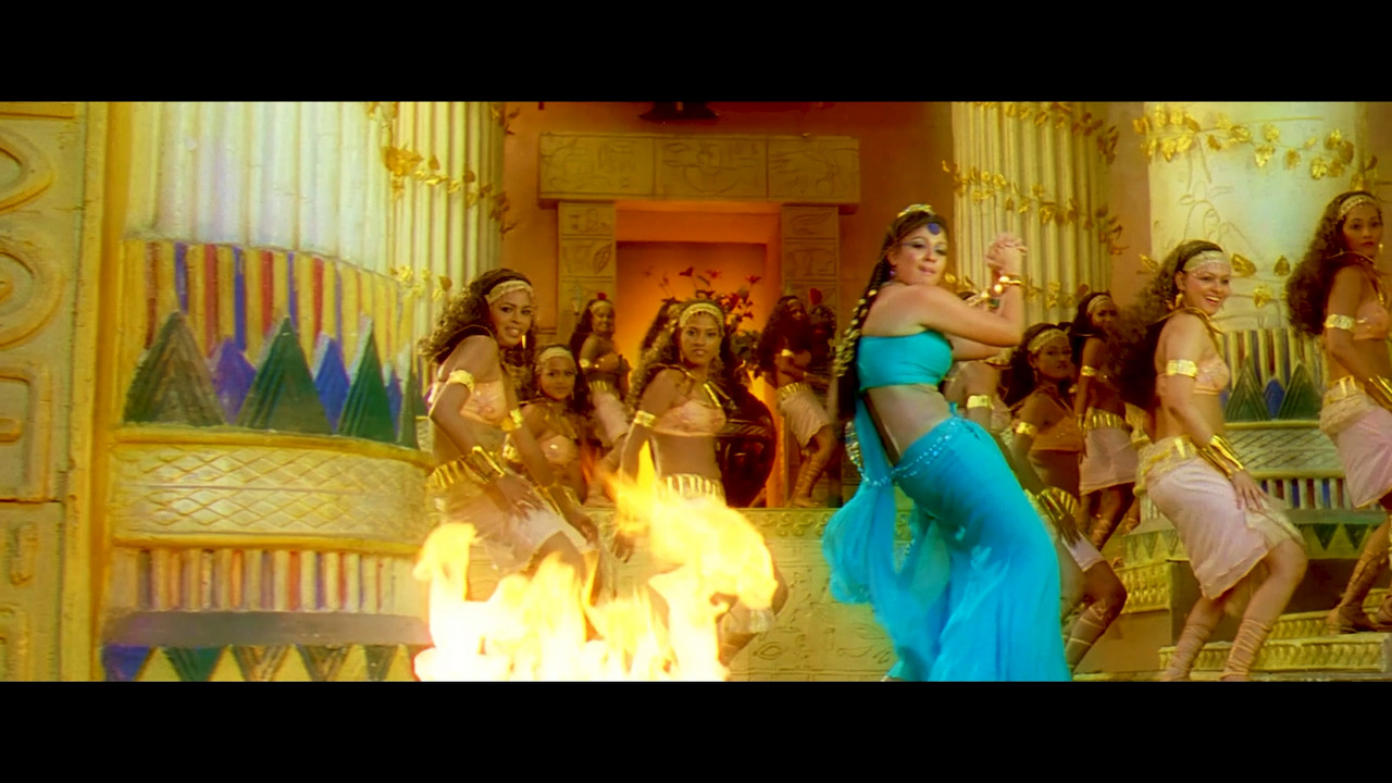 Nayanthara Hot Song 02 From Kuselan 2008 4k.mp4_snapshot_03.36_[2020.12.02_22.29.10]