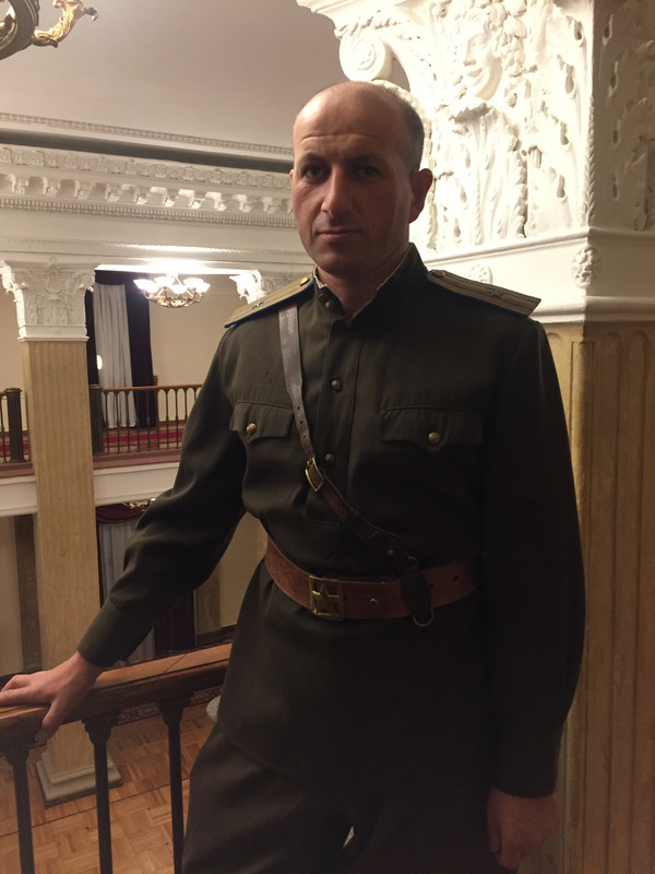 FBBB6918-E23F-4D02-9D44-8A08DDEE98A4