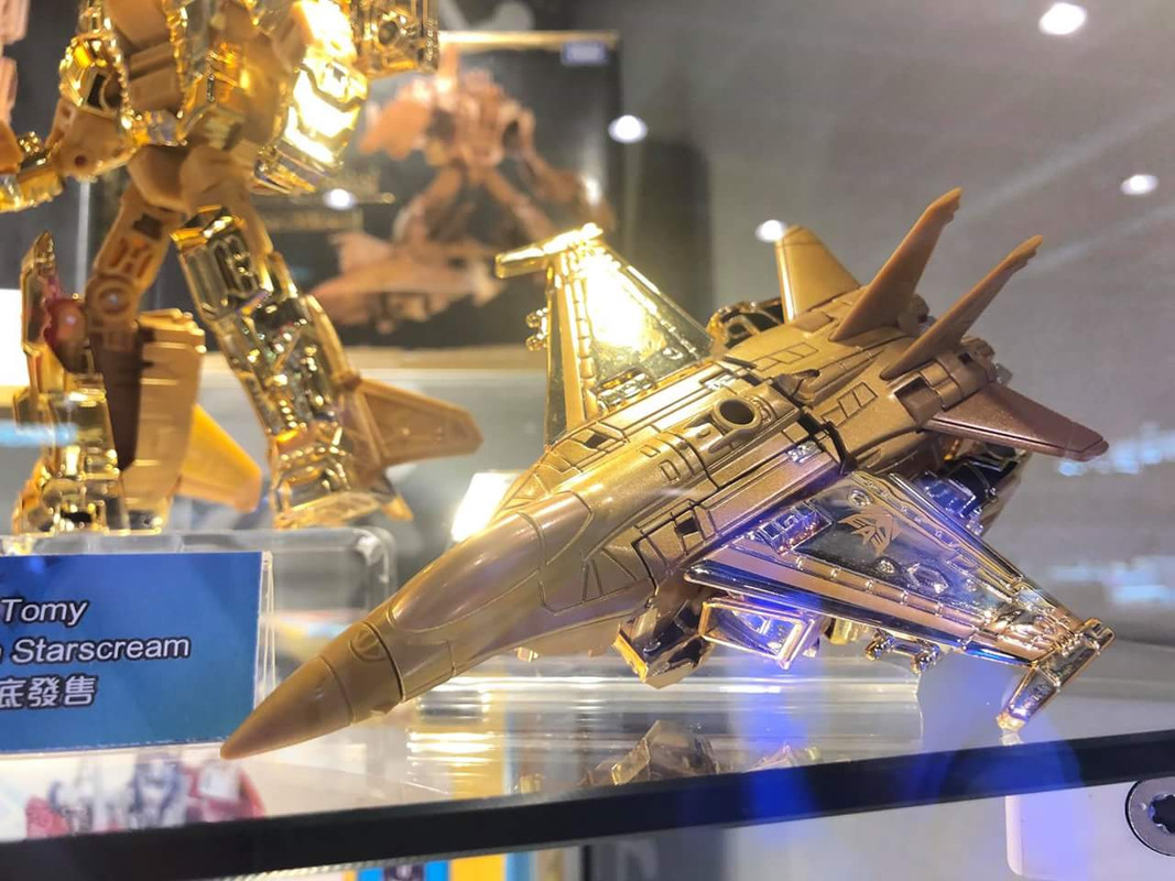 15-ACGHK-2018-Golde-Lagoon-Figures