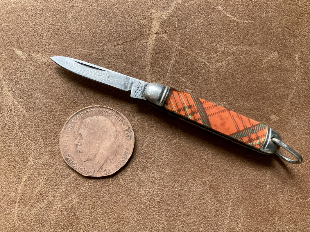 DED2B8DD-FF2E-4A4D-893D-CE70C02DFE99