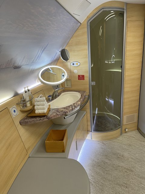 [Linked Image from i.postimg.cc]