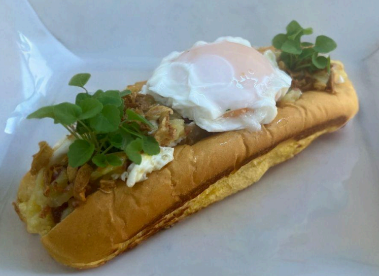 Brioche de huevos rotos con jamón ibérico (18 cm.)