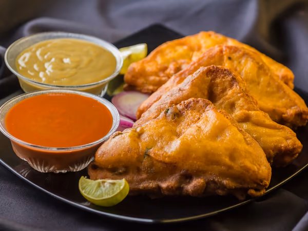 Bread Pakora 2pc (Хлеб Пакора) (2 шт)