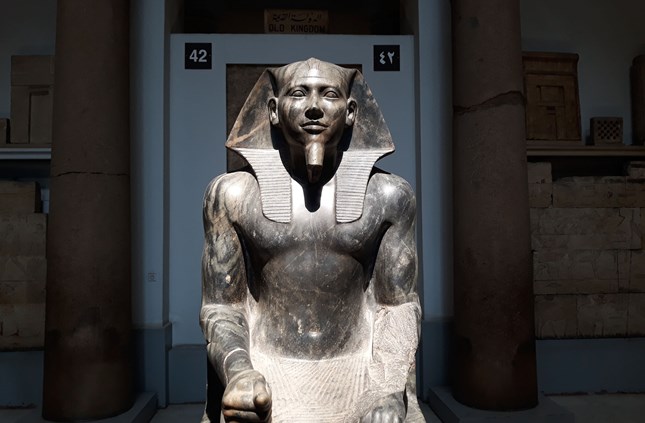 The iconic diorite statue of King Khafre