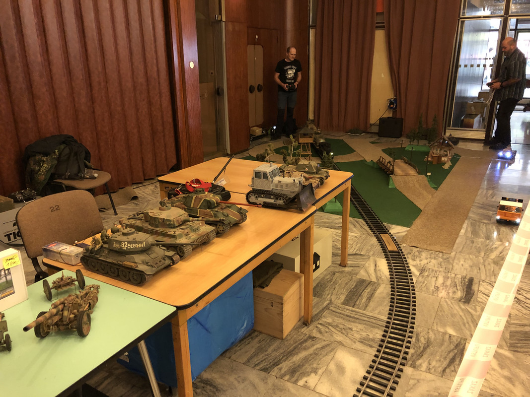 B52940B0-D3BC-45C1-9460-176DF8423C45