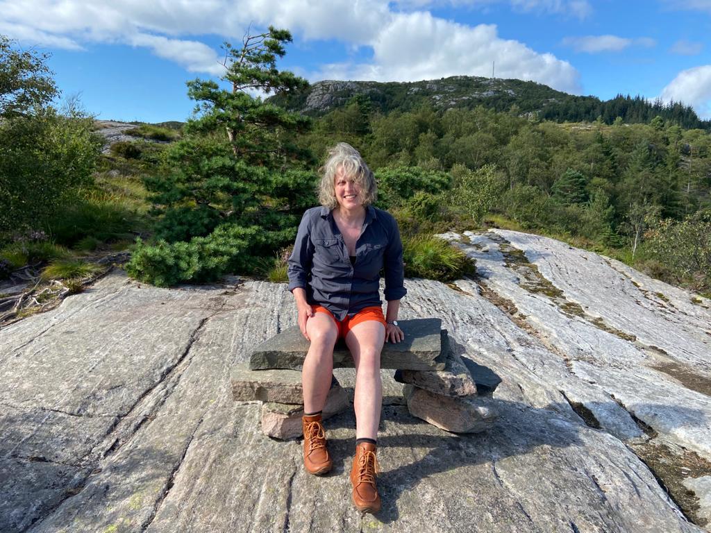 Ulrike Roth im Wald