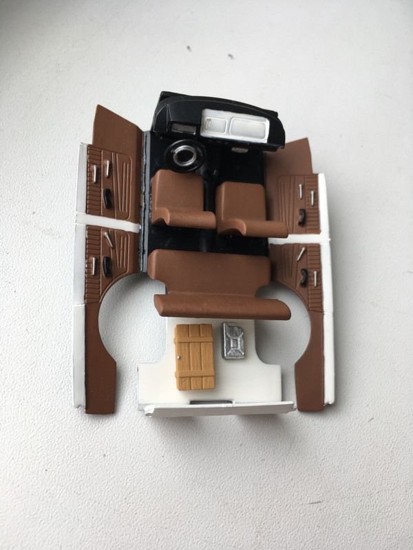 A35BD8BC-B88B-4BBB-AA06-6DC41B038802