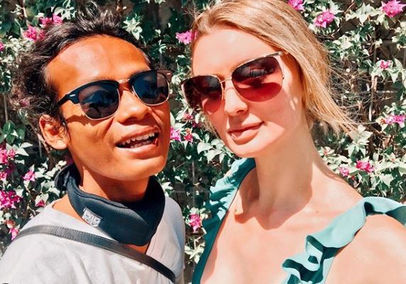 Nur Khamid dan Polly