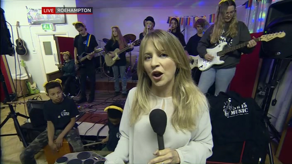 BBC London News_20221118_18301900.ts_snapshot_24.49.465