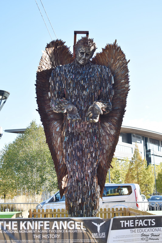 Knife Angel (1)