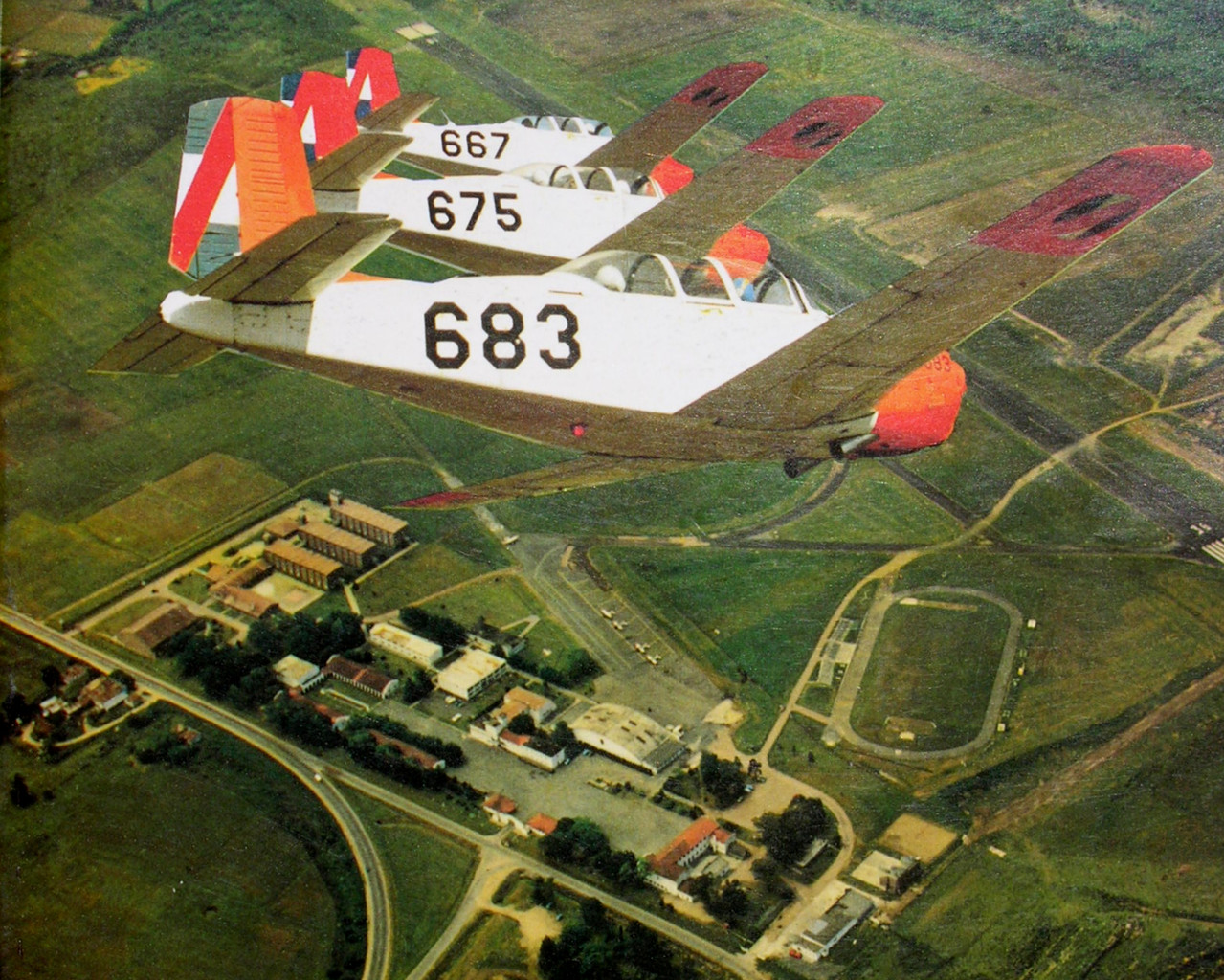 FAU 667 675 683 sobre EMAer