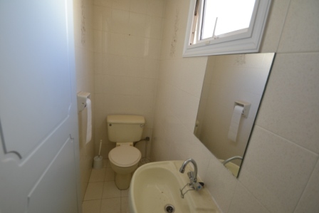 guest-toilet