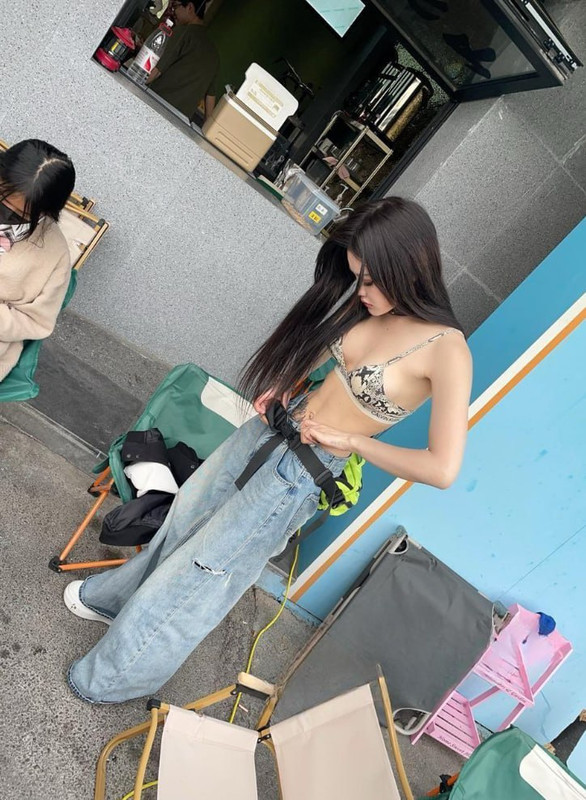 X2义务骑行媛 喵喵 不雅视频合集流出 本人还不承认 无奈相同纹身被实锤 (2)