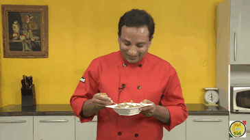 sanjay-thumma-cooking-haleem-tasting-food-vanta-adhririndhi-super-tasty-tasteful.gif