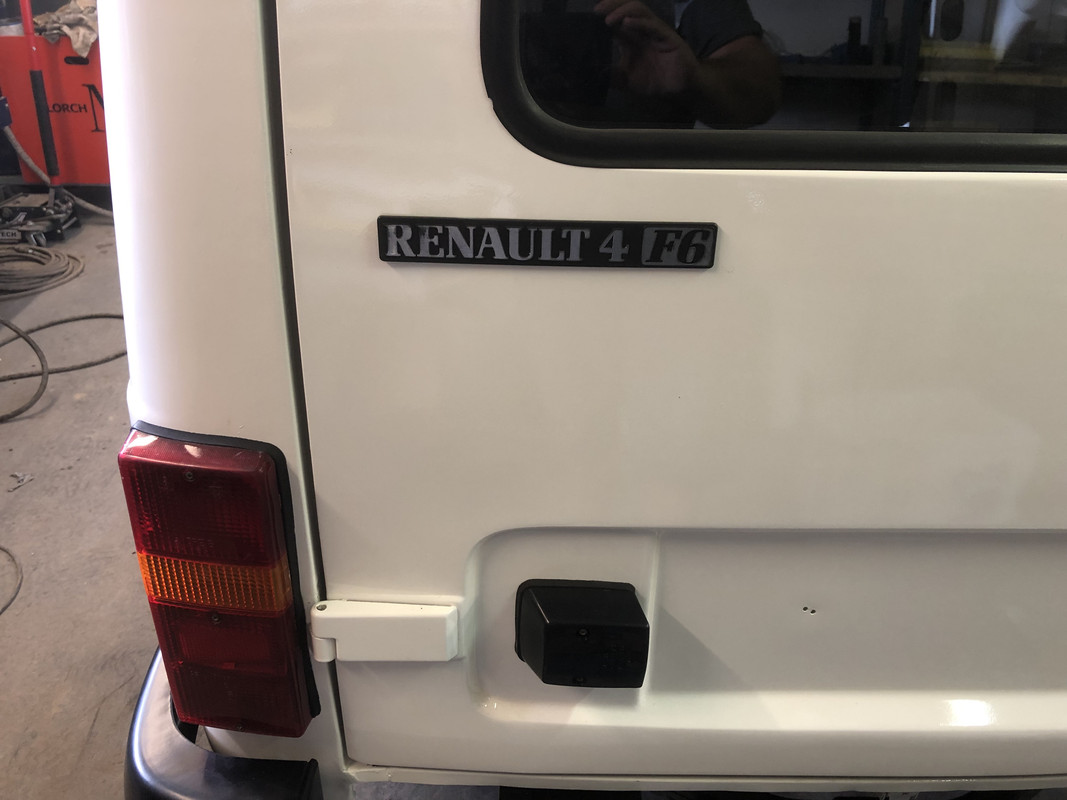 385D0640-8375-4B8D-B110-DE8D3EB1B2B7