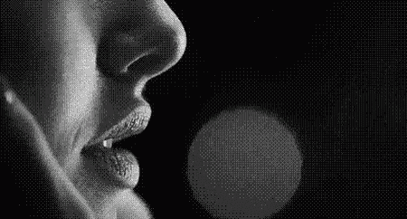 tumblr-ox22x3UFSa1wnlu0xo1-500.gif