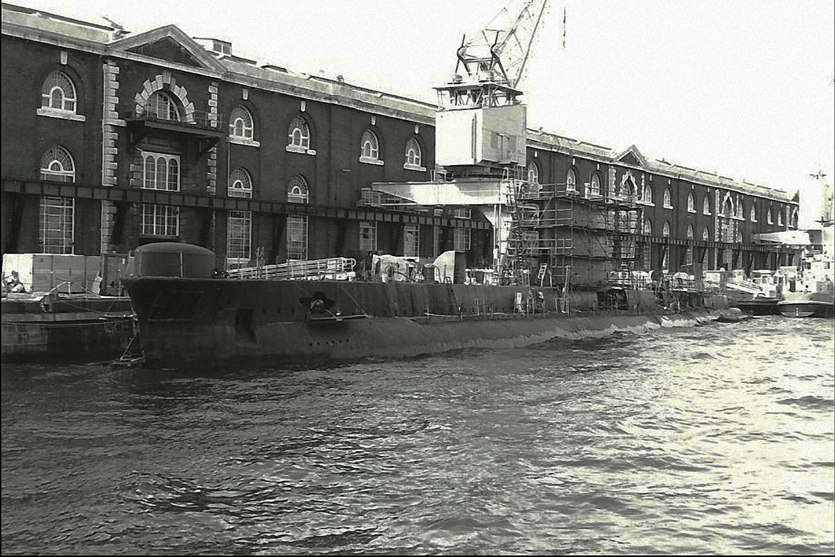 HMS Sealion в Портсмуте на дни флота, август 1982