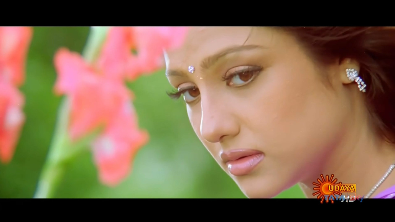 [Image: Priyanka-Trivedi-Ravichandran-Hot-Song-m...35-967.jpg]