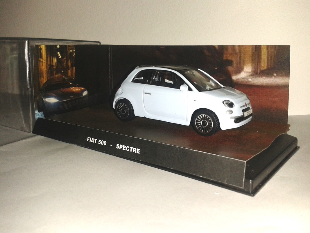 24 SPECTRE - FIAT 500- 03 MODIF