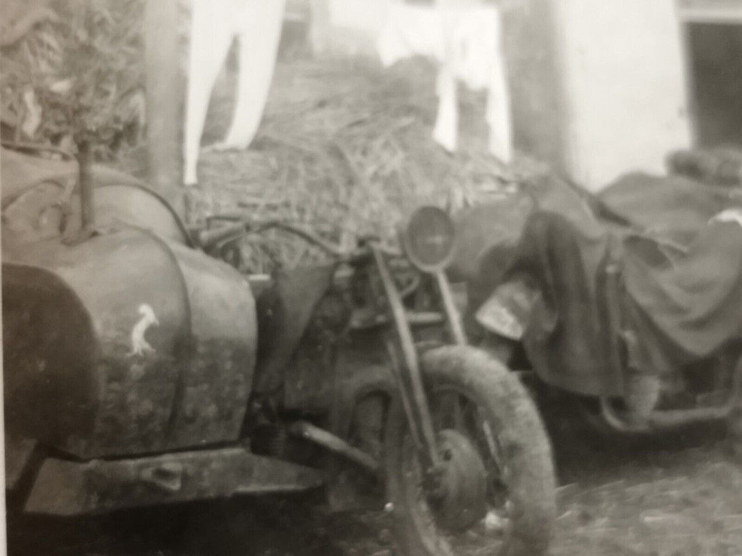 2.WK Foto Beiwagenkräder Russland Lewinaker  belgische Beute Krader FN Wiesel1