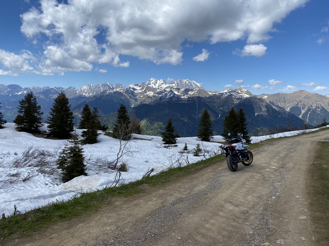 D78DDBA7-F29A-4B54-A1F8-CD1C3866E6C4