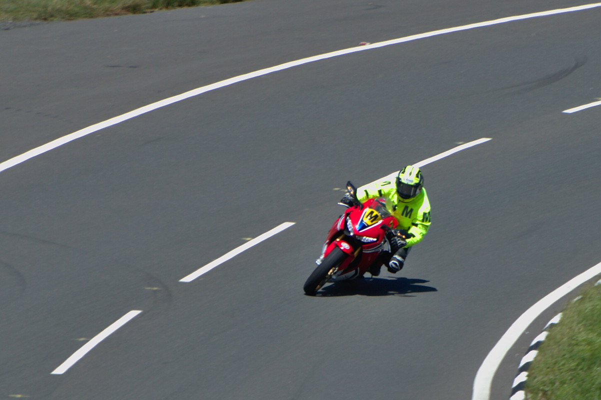 Vmax Tour 2019 au TT à l'île de Man R-DSC8935