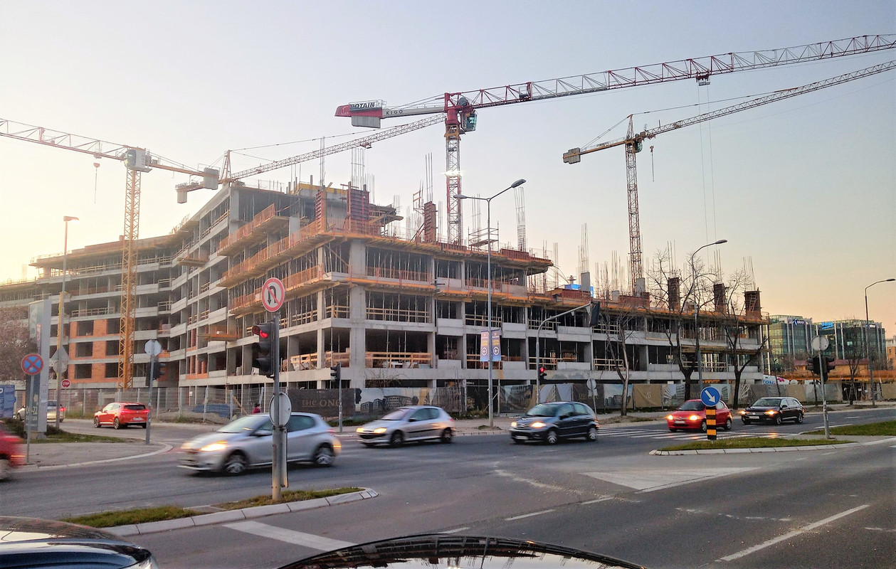 20210331_190551_HDR(1)