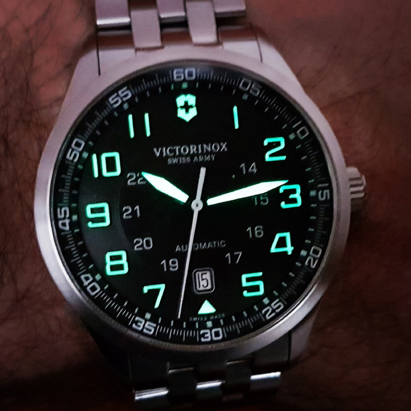 Victorinox Swiss Army AirBoss Mechanical #241508 (2)