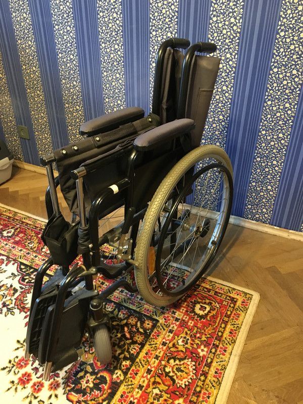 6833E610-67DC-4C96-BA15-6E3FECC90694