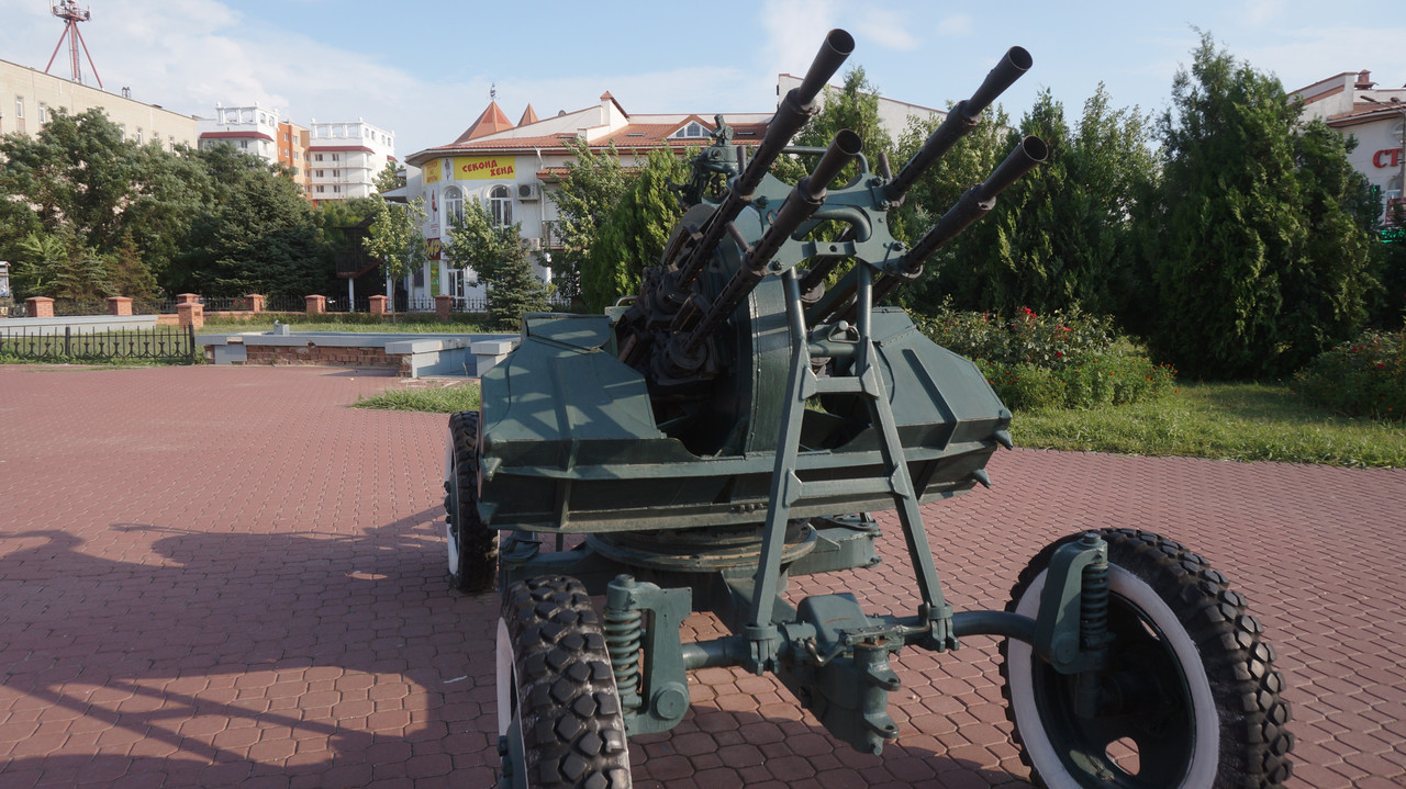 Зенитная пулеметная установка ЗПУ-4 -2