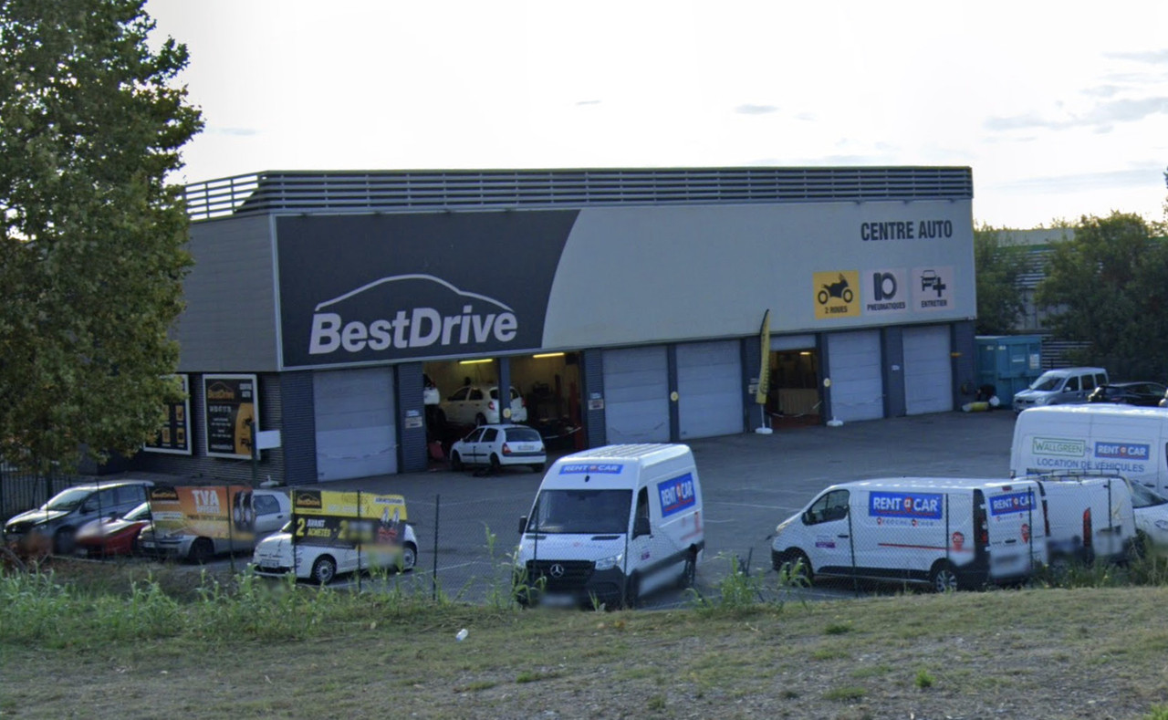 B6AB7F36-FBFB-4B77-97E1-E1B067A64FBC