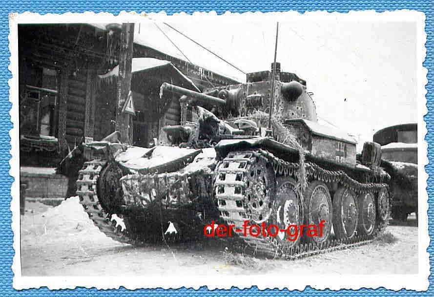 Rußland, ein deutscher Panzer hilft, Winter 1942