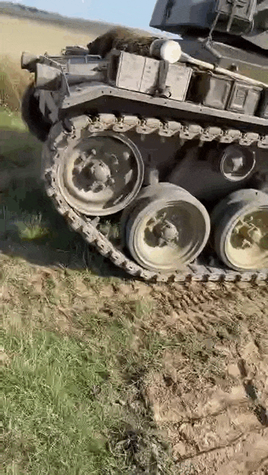 https://i.postimg.cc/dVrCffqh/video-2026-07-25-19-43-53-(1).gif