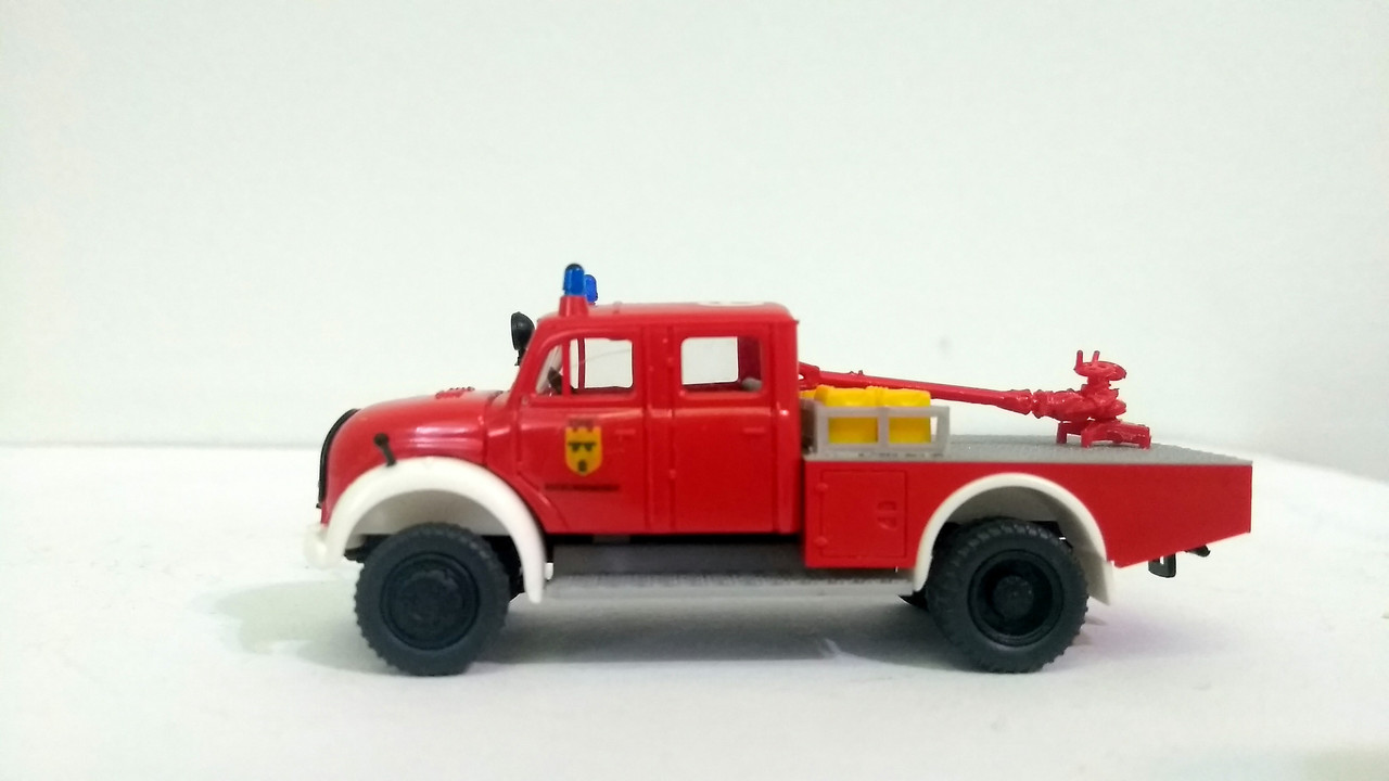 Mach (2432)