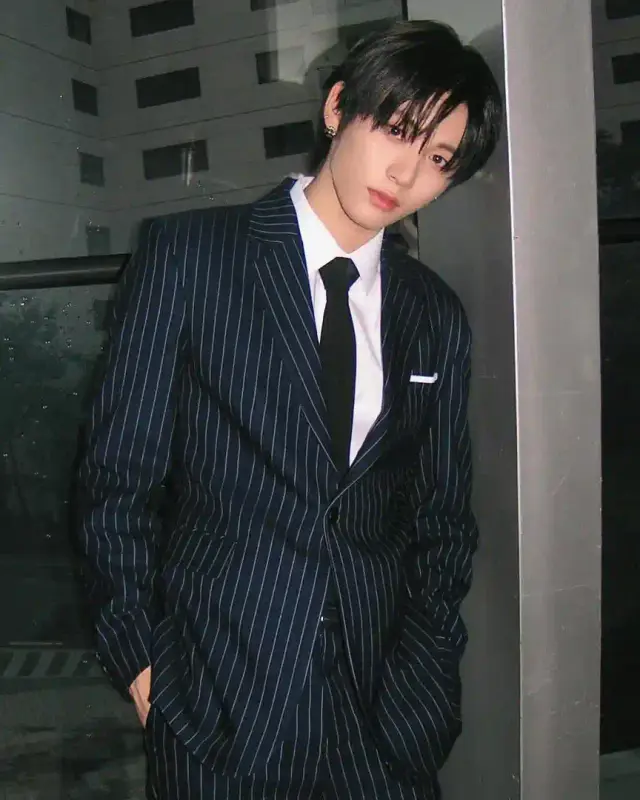 20250822_231652_copy_864x1080