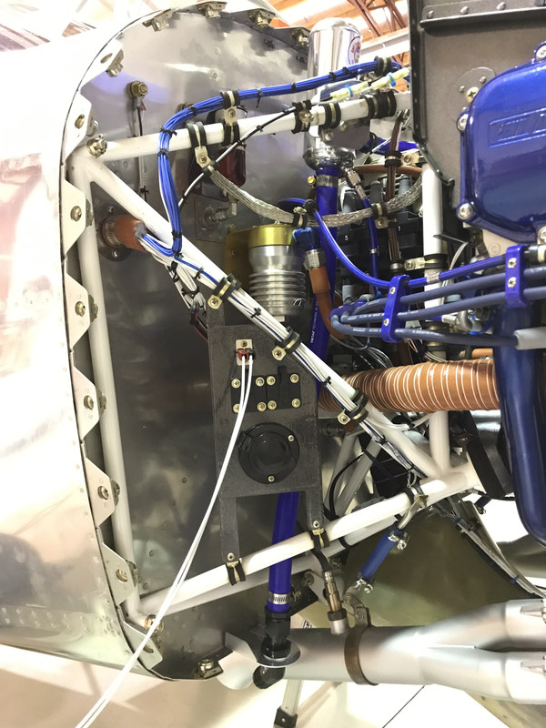 EEEC7EE6-919F-4BBD-8FDC-DFD532DDACC2