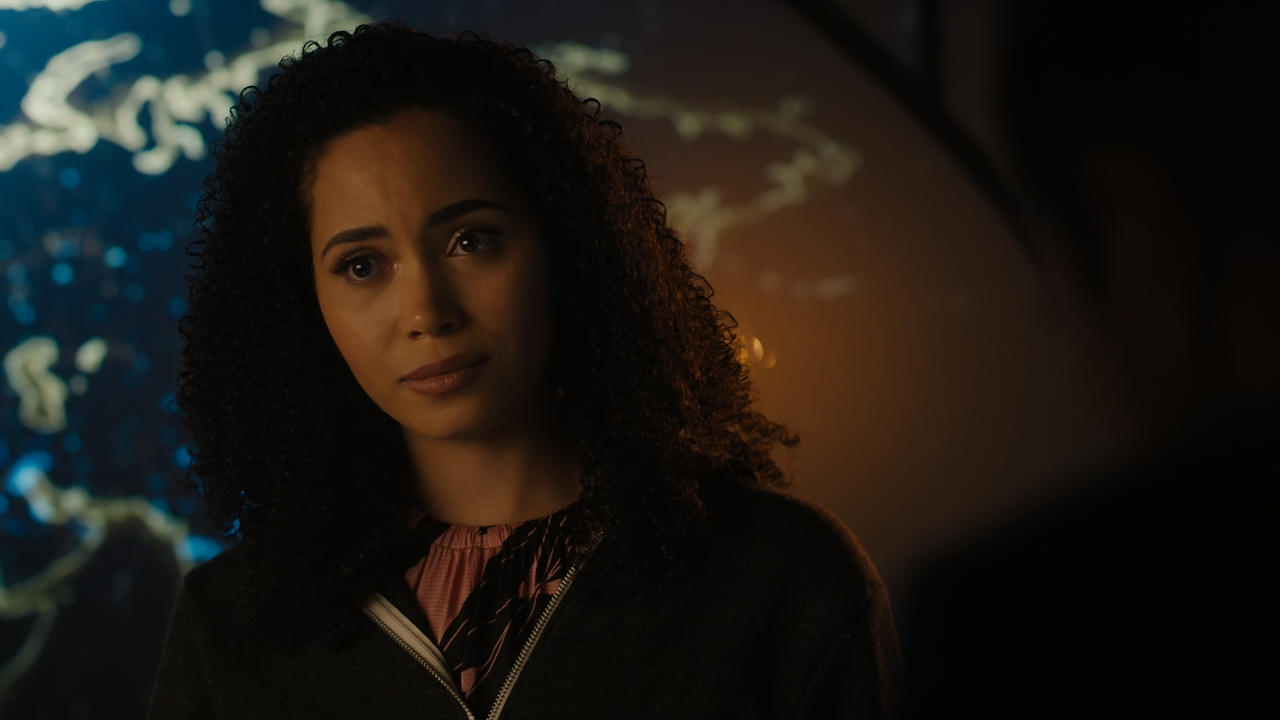 Charmed.(2018).S02E01.Safe.Space.1080p.10bit.AMZN.WEB-DL.AAC5.1.HEVC-Vyndros.mkv_snapshot_36.20_[201